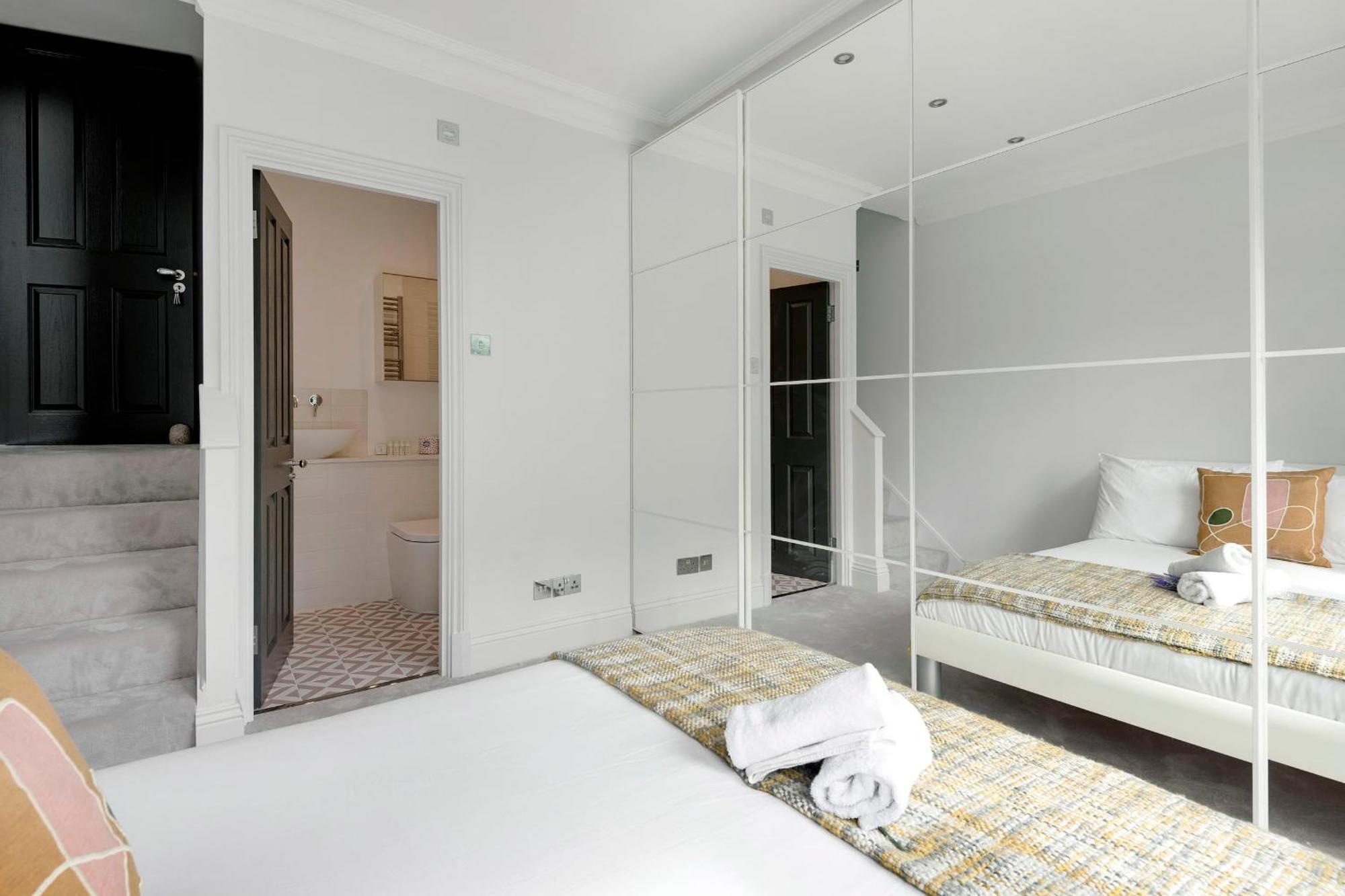 Modern And Bright Highgate Gem Apartment Londra Exterior foto
